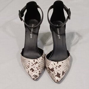 Madden Girl Shoes Womens Black Size 6.5 Snake Heels